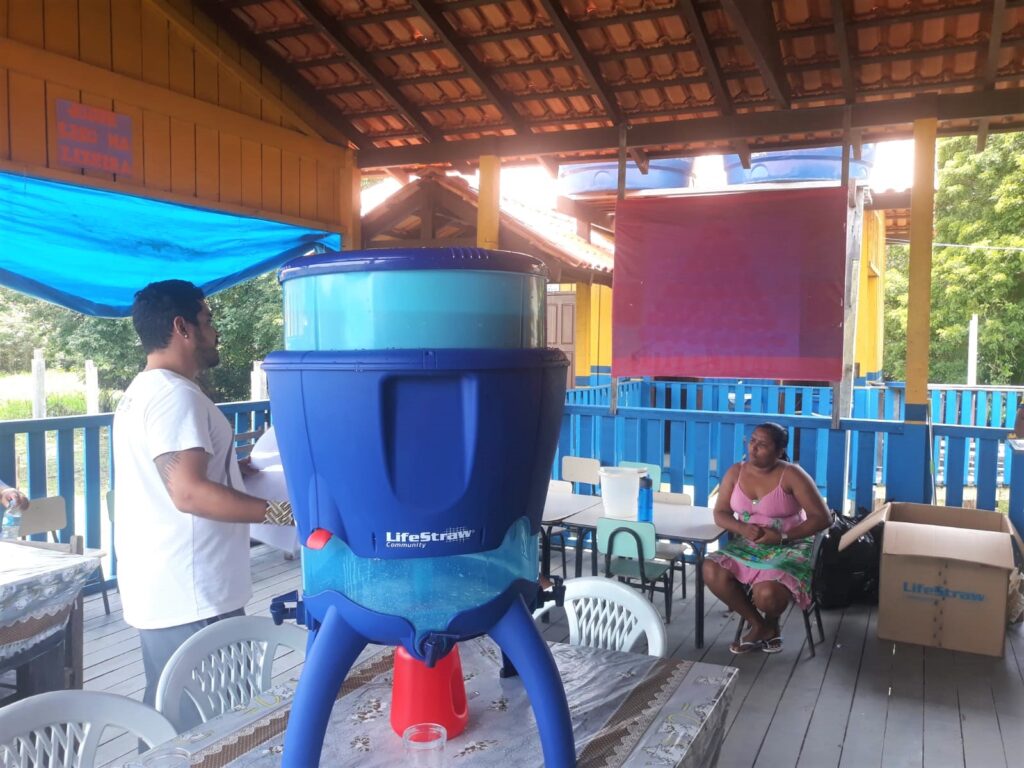Filtros de água chegam às escolas de comunidades de várzea do Baixo Amazonas. Próxima etapa será nas aldeias MUNDURUKU impactadas pelos garimpos 9 Filtros 7 1