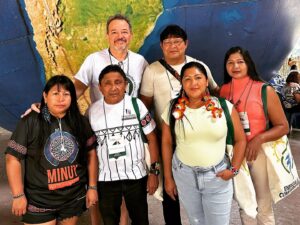 Mais de trezentas lideranças da Amazônia discutem soluções para levar energia para populações da floresta 6 Energia e comunidades 8 1