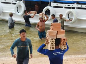 Aldeia Solimões recebe materiais para construção do estúdio da rádio Sapucaia 6 Solimoes 1 1
