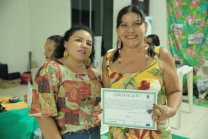 Parcerias governamentais impulsionam e escutam mulheres e jovens recém-formados em cooperativismo e associativismo da agricultura familiar agroextrativista 9 7Q6A0311 scaled 1