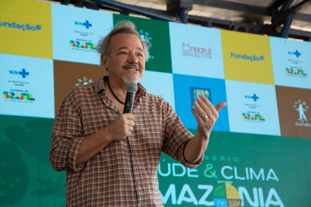 Primeiro dia de seminário sobre Saúde e clima na Amazônia inicia diálogo coletivo unindo comunidades, governo e ciência em Santarém 33 U6A0130 scaled 1