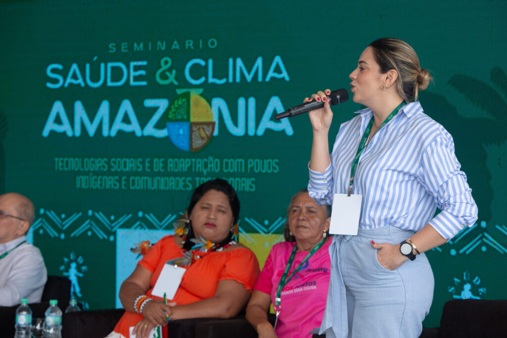 Primeiro dia de seminário sobre Saúde e clima na Amazônia inicia diálogo coletivo unindo comunidades, governo e ciência em Santarém 39 U6A0364 scaled 1
