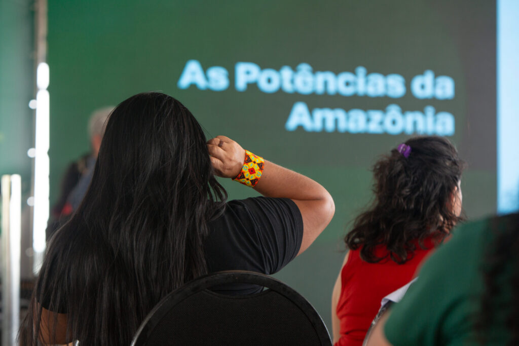 Primeiro dia de seminário sobre Saúde e clima na Amazônia inicia diálogo coletivo unindo comunidades, governo e ciência em Santarém 15 U6A0689 scaled 1