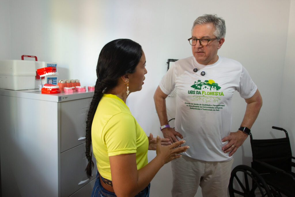 Com a presença do Ministro da Saúde, mais uma UBS DA FLORESTA é inaugurada e pode virar referência para políticas adaptadas de saúde para Amazônia 8 U6A2034 scaled 1