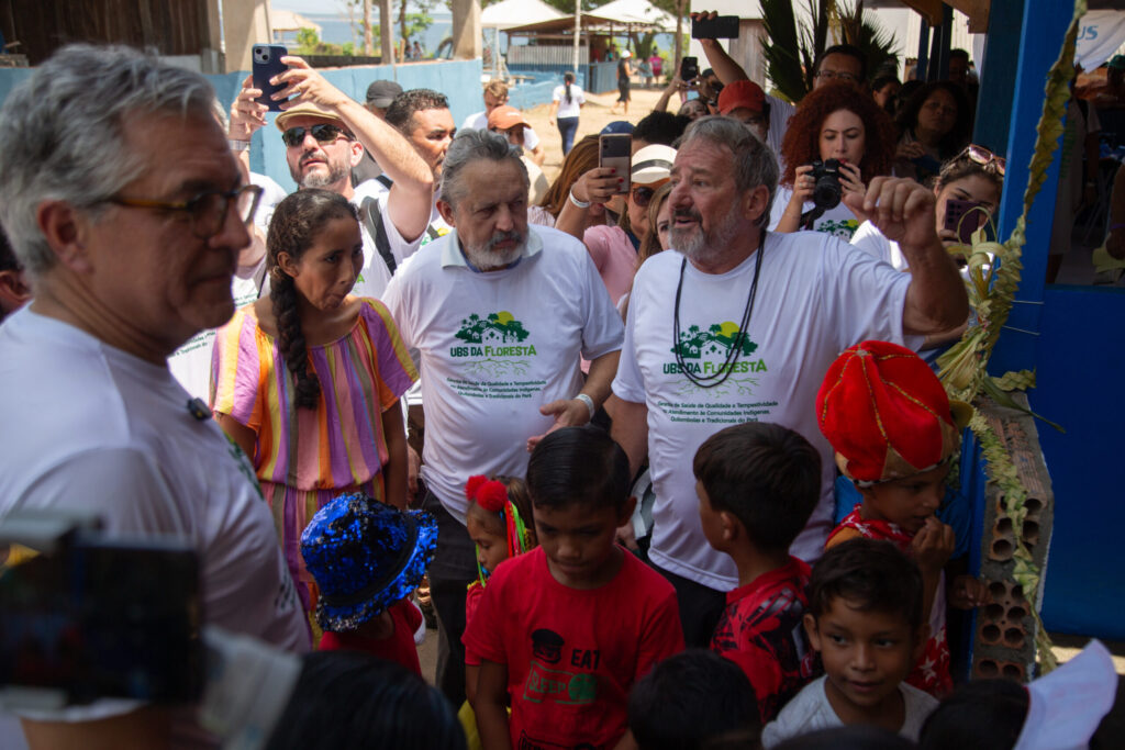 Com a presença do Ministro da Saúde, mais uma UBS DA FLORESTA é inaugurada e pode virar referência para políticas adaptadas de saúde para Amazônia 19 U6A2104 scaled 1