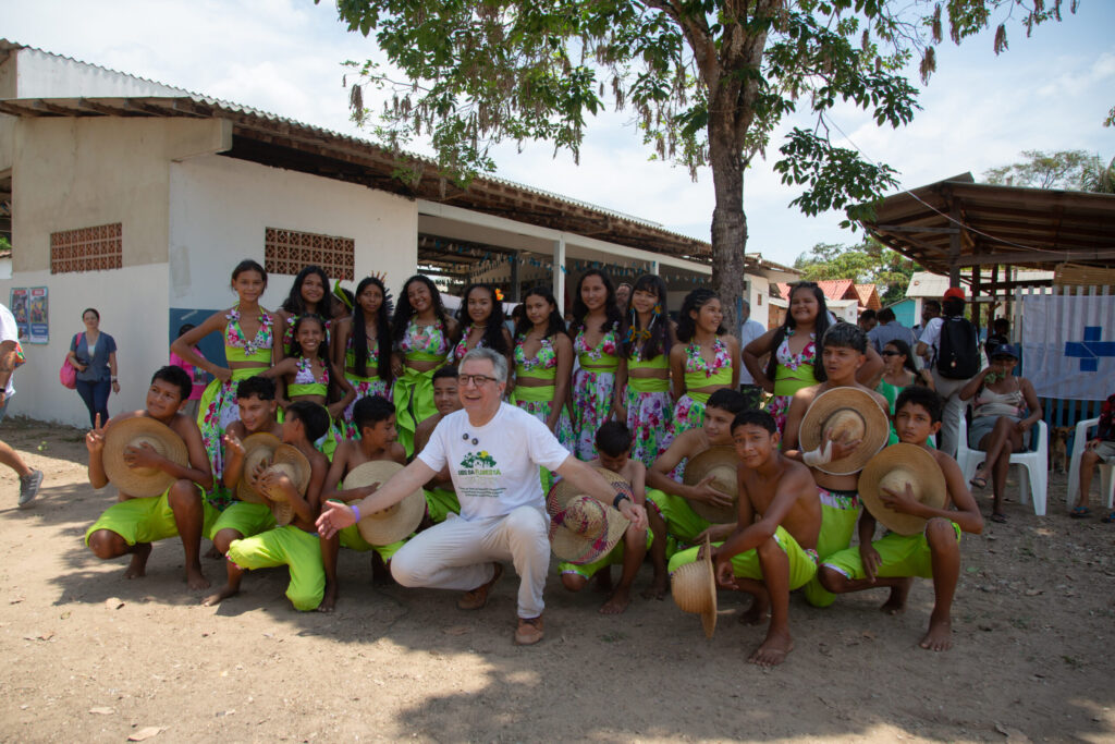Com a presença do Ministro da Saúde, mais uma UBS DA FLORESTA é inaugurada e pode virar referência para políticas adaptadas de saúde para Amazônia 3 U6A2841 scaled 1