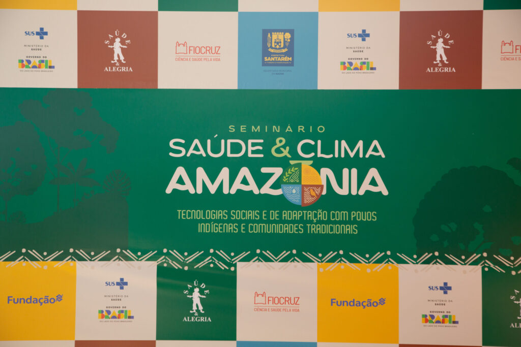 Primeiro dia de seminário sobre Saúde e clima na Amazônia inicia diálogo coletivo unindo comunidades, governo e ciência em Santarém 27 U6A9999 scaled 1
