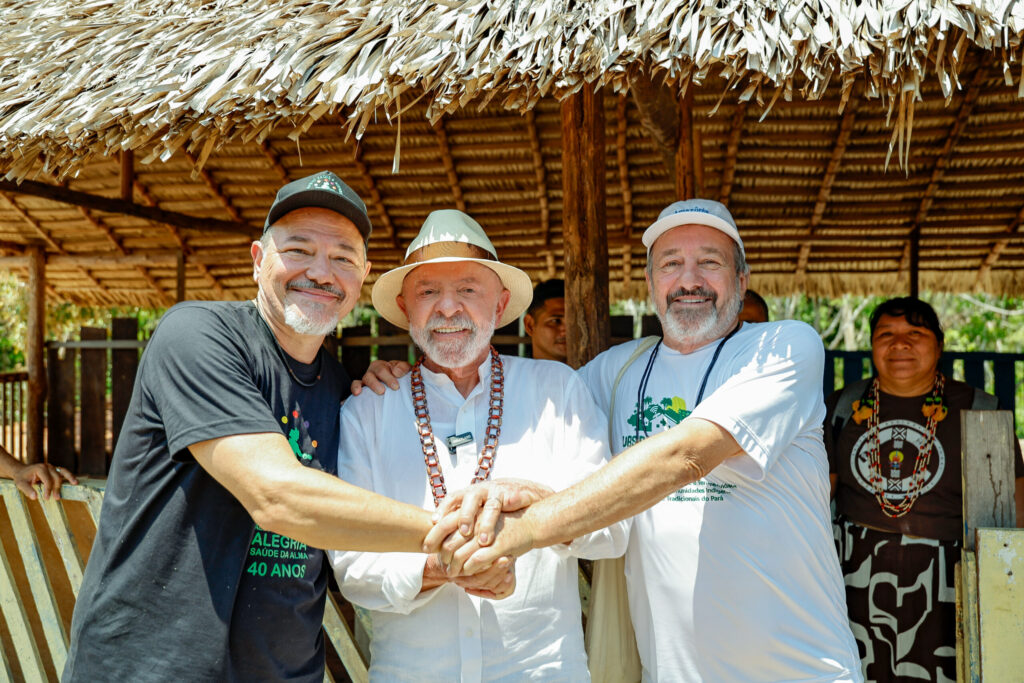 Presidente Lula conhece tecnologias sociais e propostas de territórios para saúde, cidadania e clima no Tapajós 10 Ricardo Stuckert 2 scaled 1